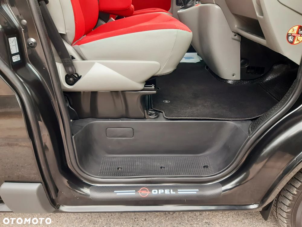Opel Vivaro L1H1 Tour Elegance - 23