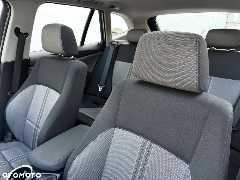 BMW X1 xDrive18d Sport Line - 30