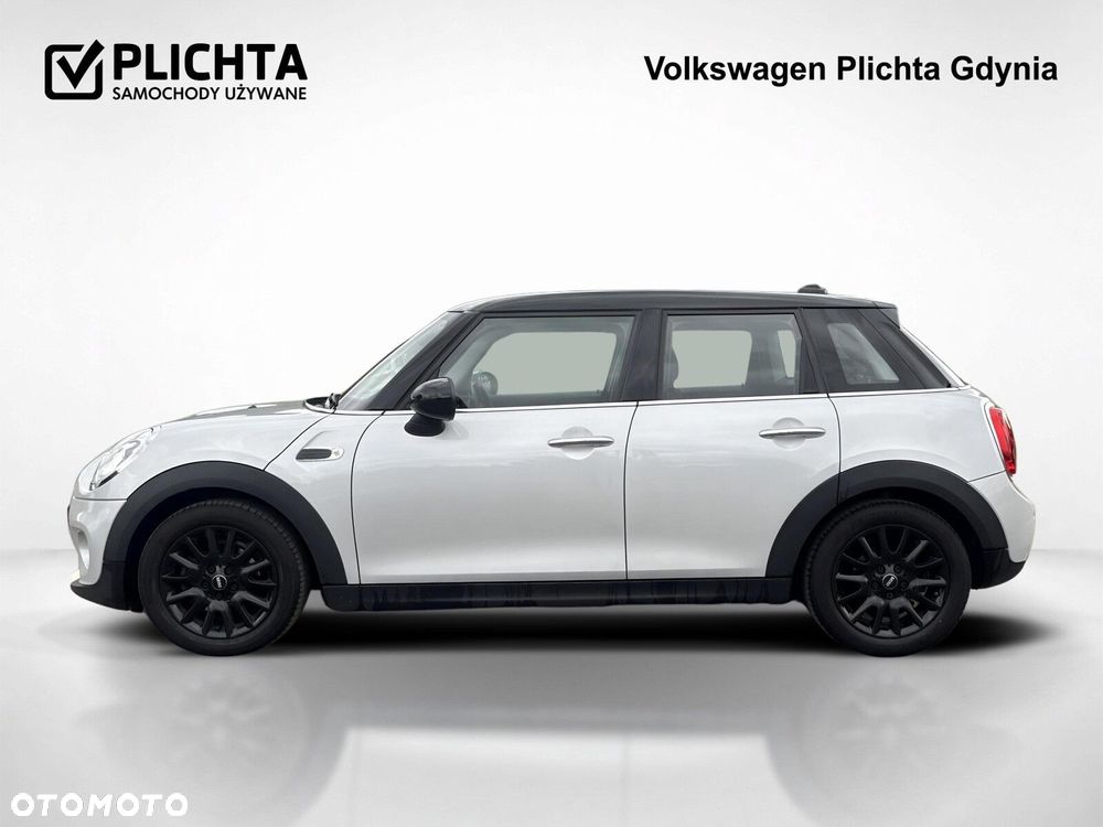 MINI Cooper Standard - 3