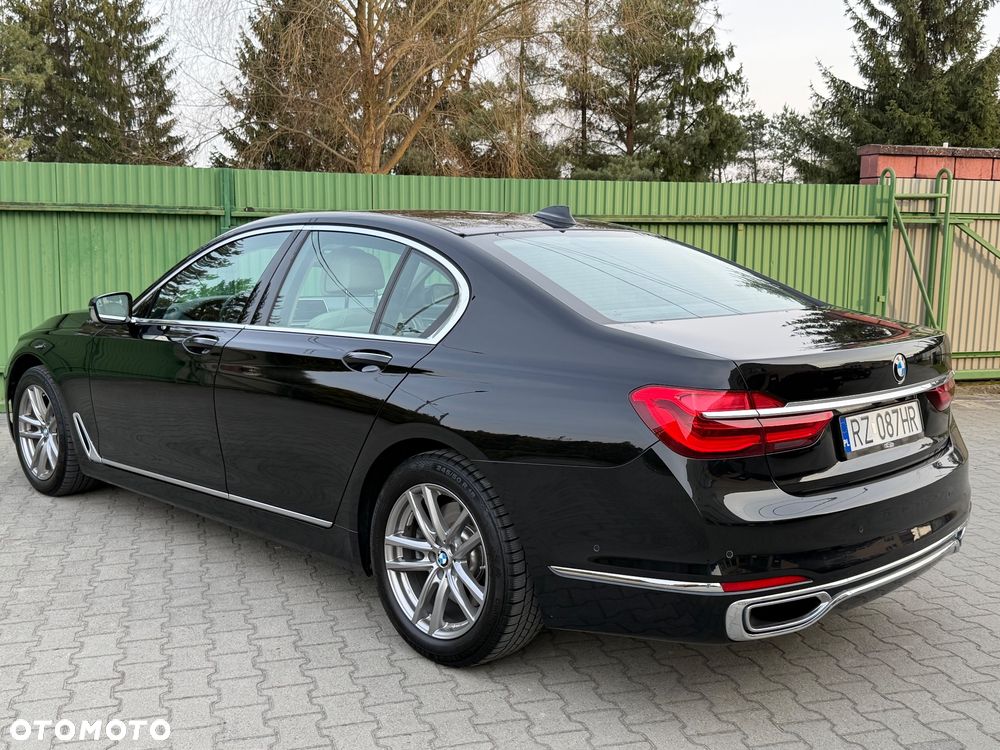 BMW Seria 7 730d xDrive - 11