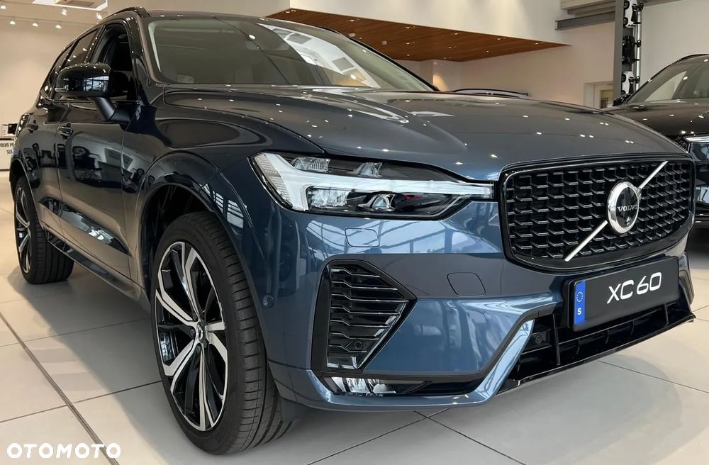 Volvo XC 60 B5 B AWD Ultimate Dark - 1
