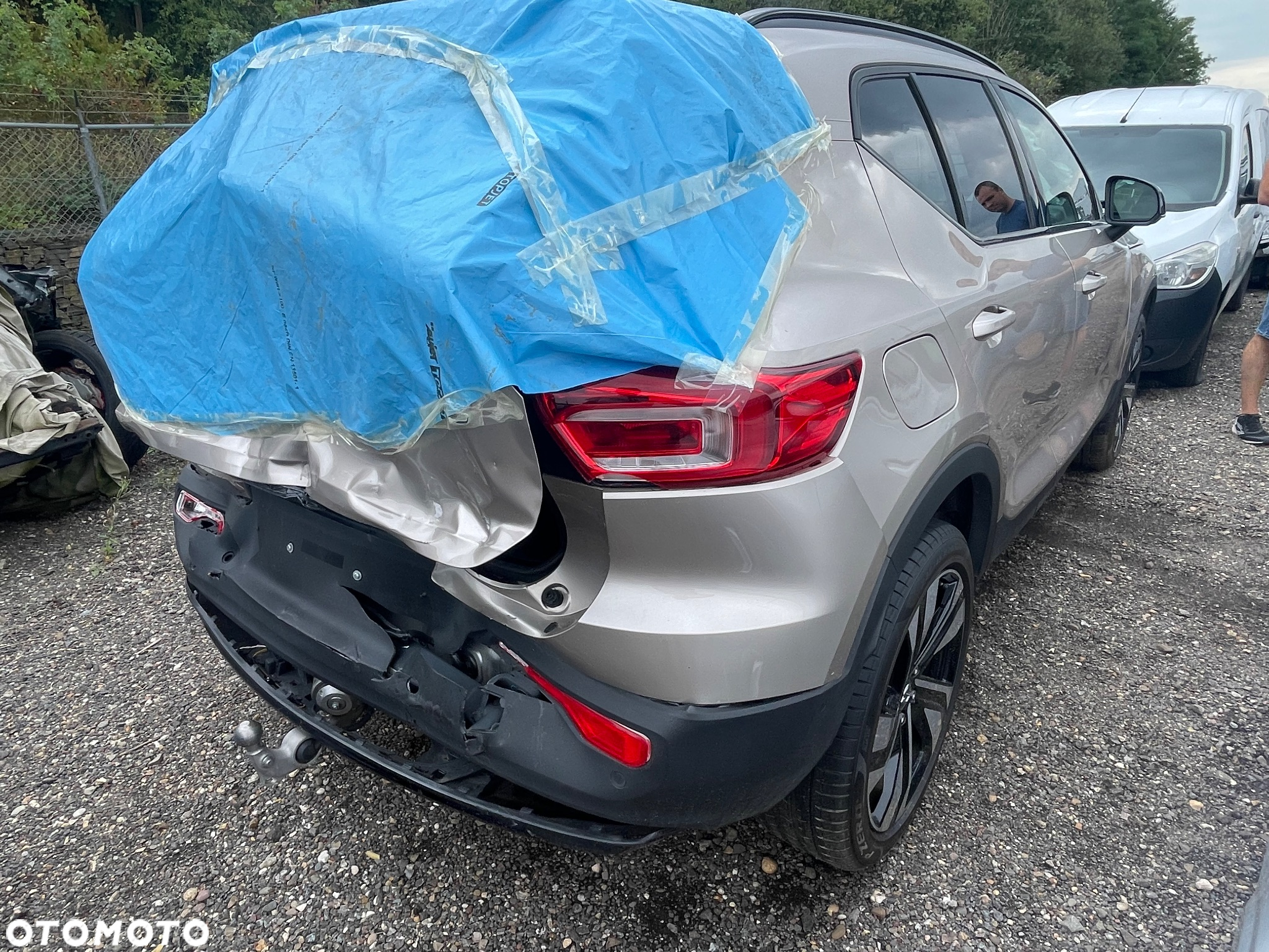 Volvo XC 40 - 3