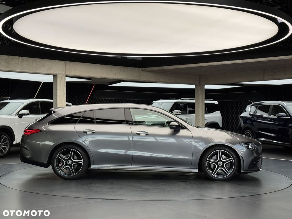 Mercedes-Benz CLA 200 AMG Line 7G-DCT - 7