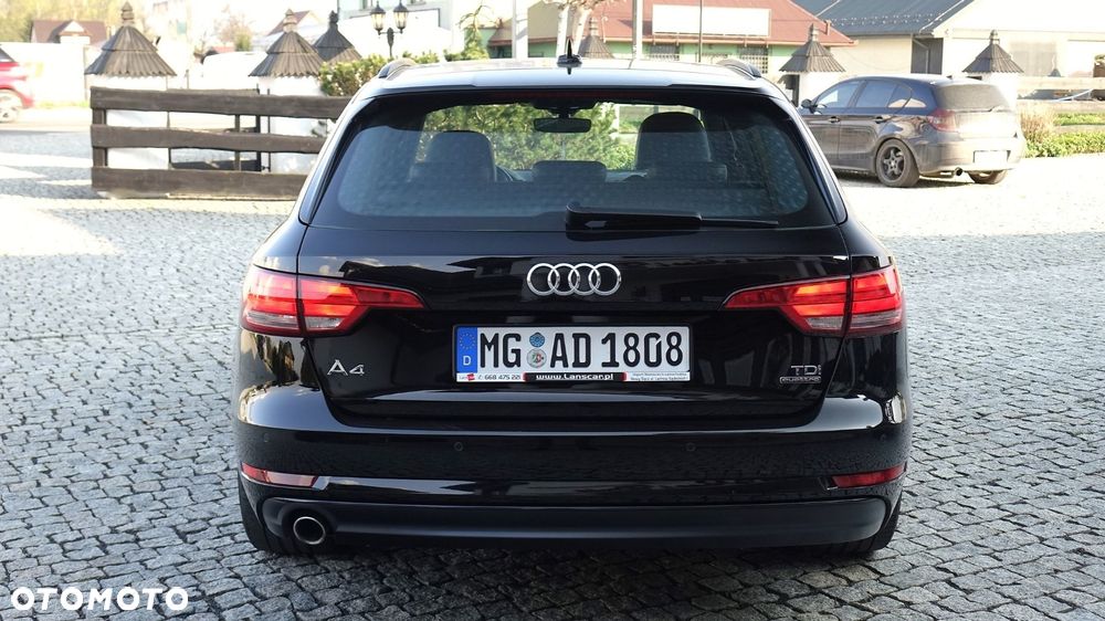 Audi A4 Avant - 13