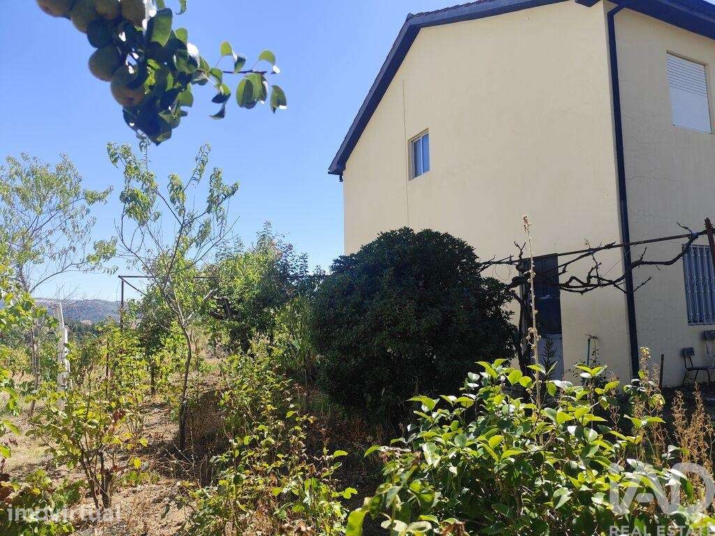 Moradia isolada T4 em Sé, Santa Maria e Meixedo de 156 m2 - Grande imagem: 3/27