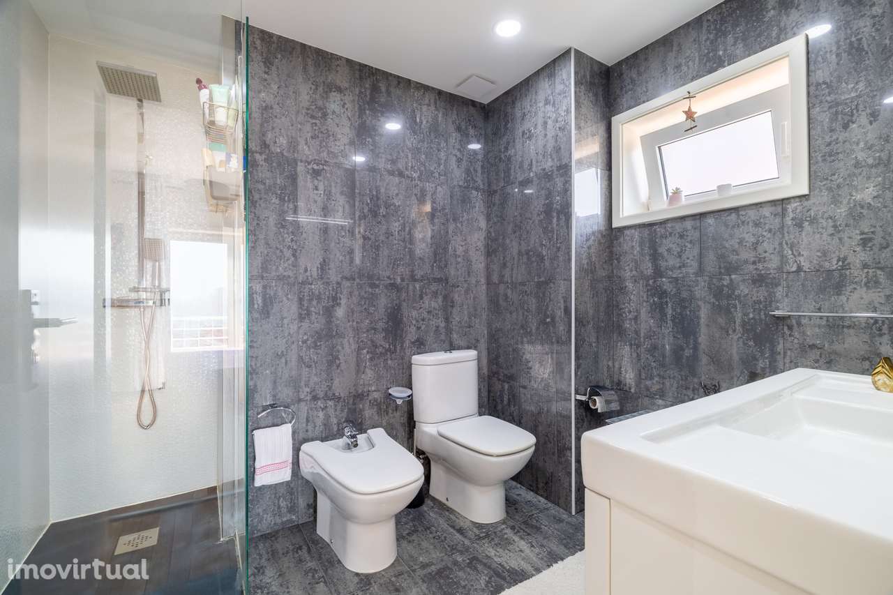 Moradia Em Jovim Gondomar - Grande imagem: 4/44