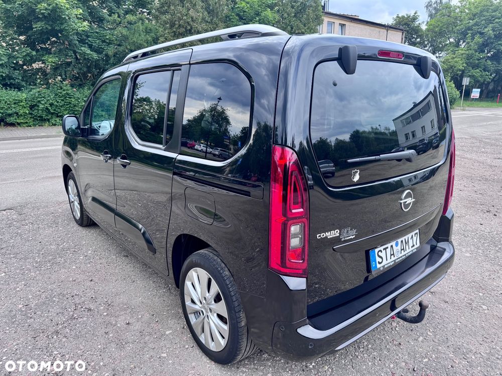 Opel Combo 1.5 D Start/Stop Elegance - 4