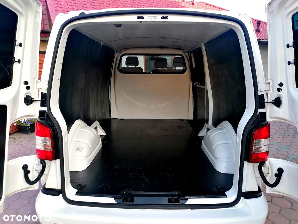 Volkswagen T5 - 25