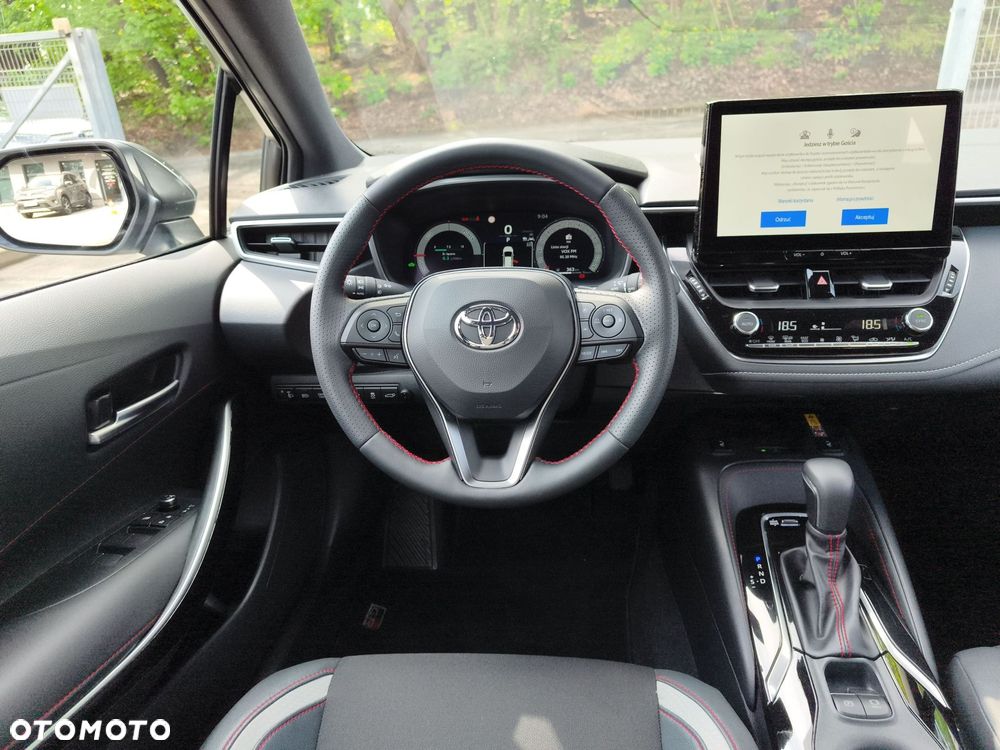 Toyota Corolla - 12