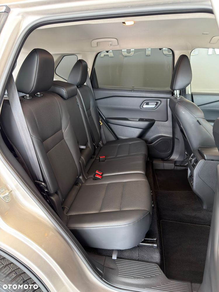 Nissan X-Trail 1.5 VC-T MHEV N-Connecta 2WD Xtronic 7os - 24