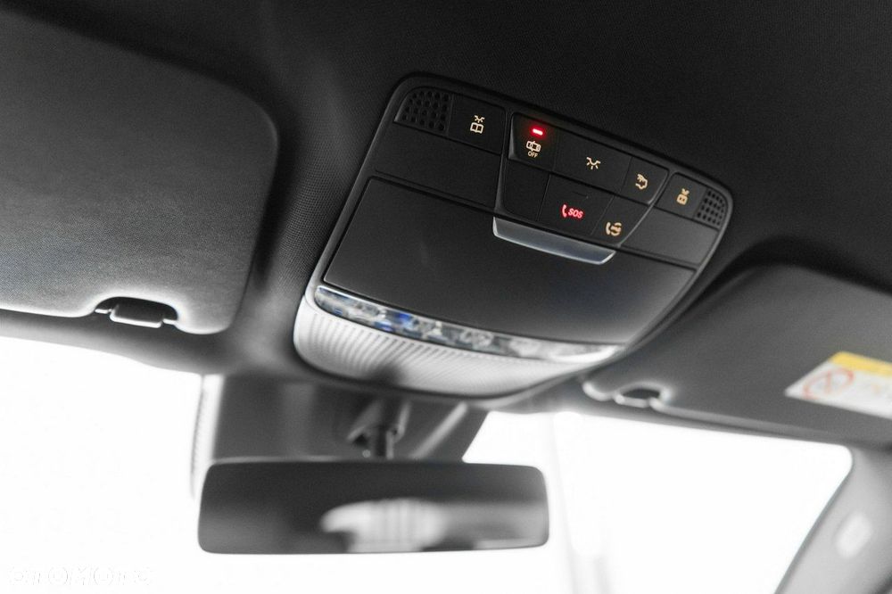 Mercedes-Benz GLC - 29