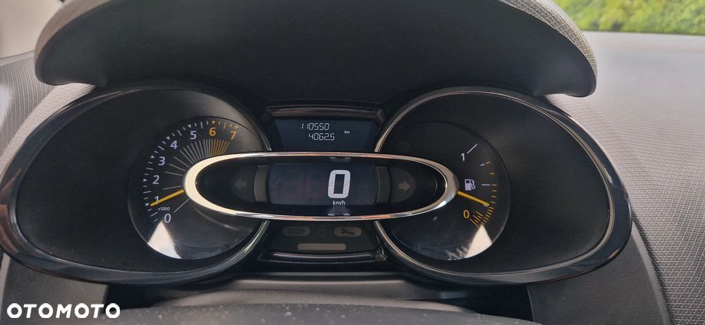 Renault Clio 1.2 16V 75 Experience - 20