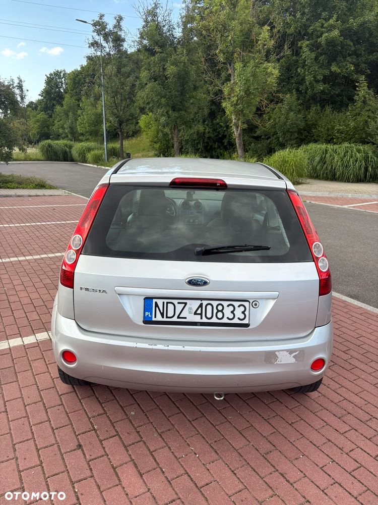 Ford Fiesta 1.3 - 6