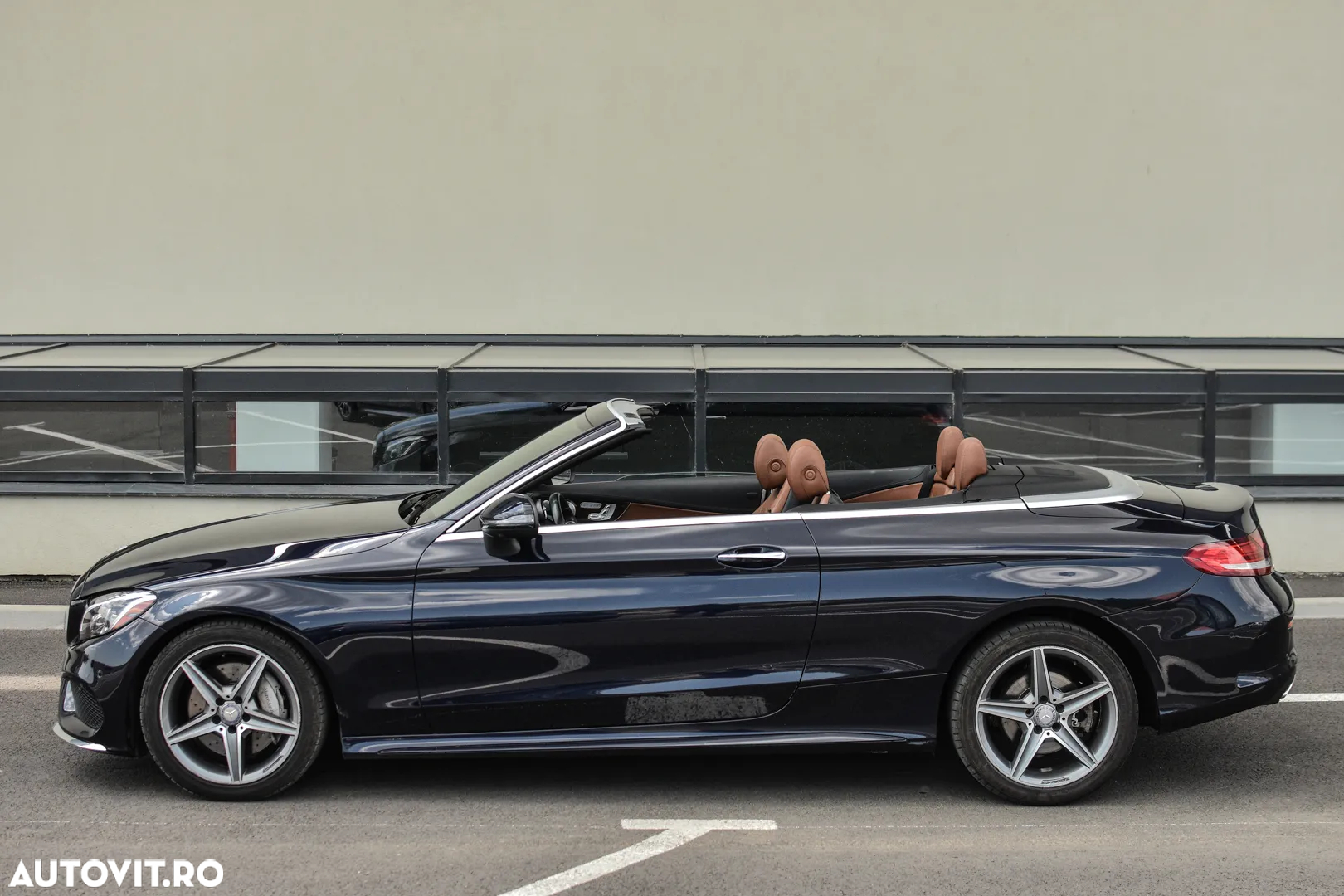 Mercedes-Benz C 300 Cabrio 9G-TRONIC AMG Line - 16