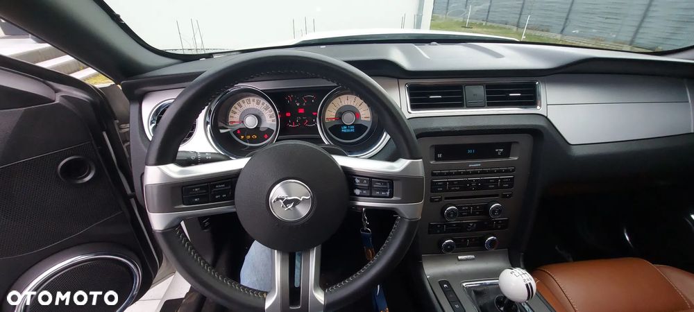 Ford Mustang 3.7 V6 - 13