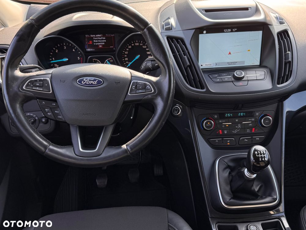 Ford Kuga 2.0 TDCi 4x4 Titanium - 27