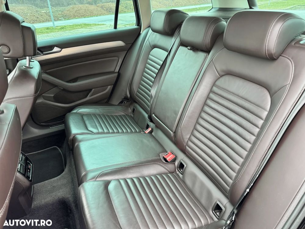 Volkswagen Passat 2.0 TDI DSG (BlueMotion Technology) Highline - 21