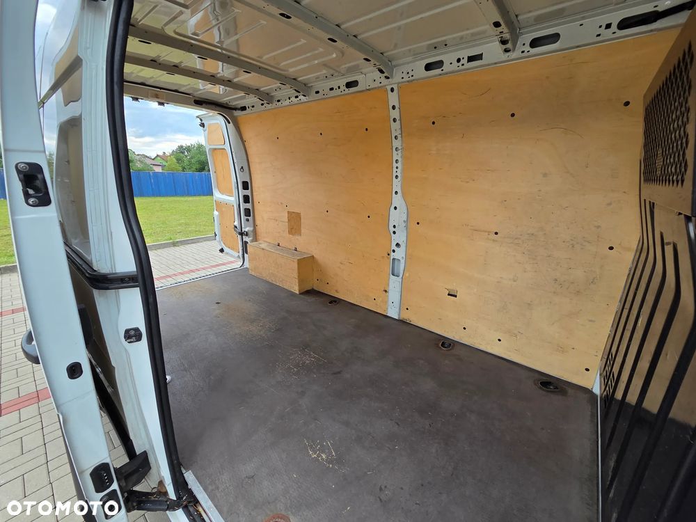 Renault Master - 32