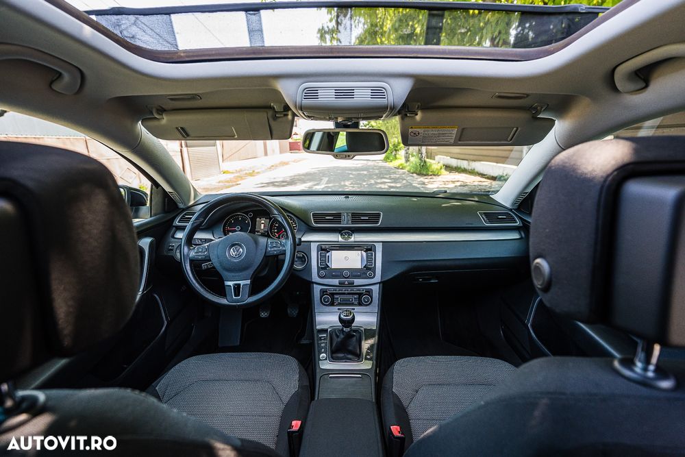 Volkswagen Passat 2.0 TDI BlueMotion Technology Business Edition - 6