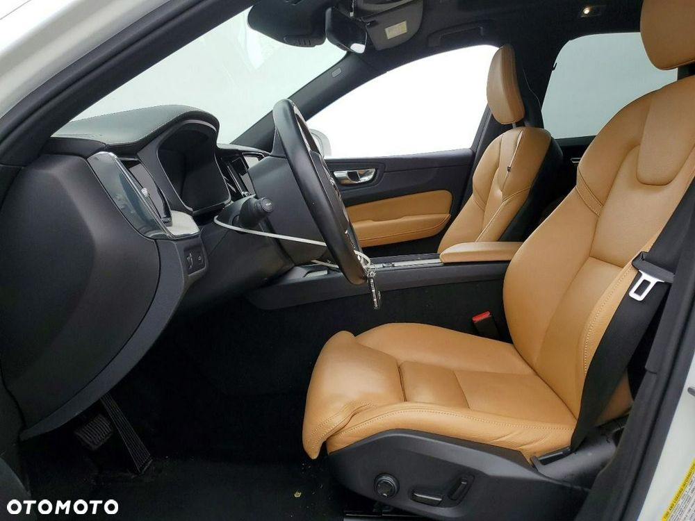 Volvo XC 60 T5 AWD Inscription - 7