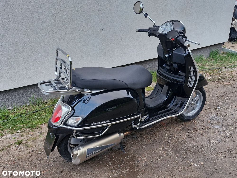 Piaggio Vespa - 3