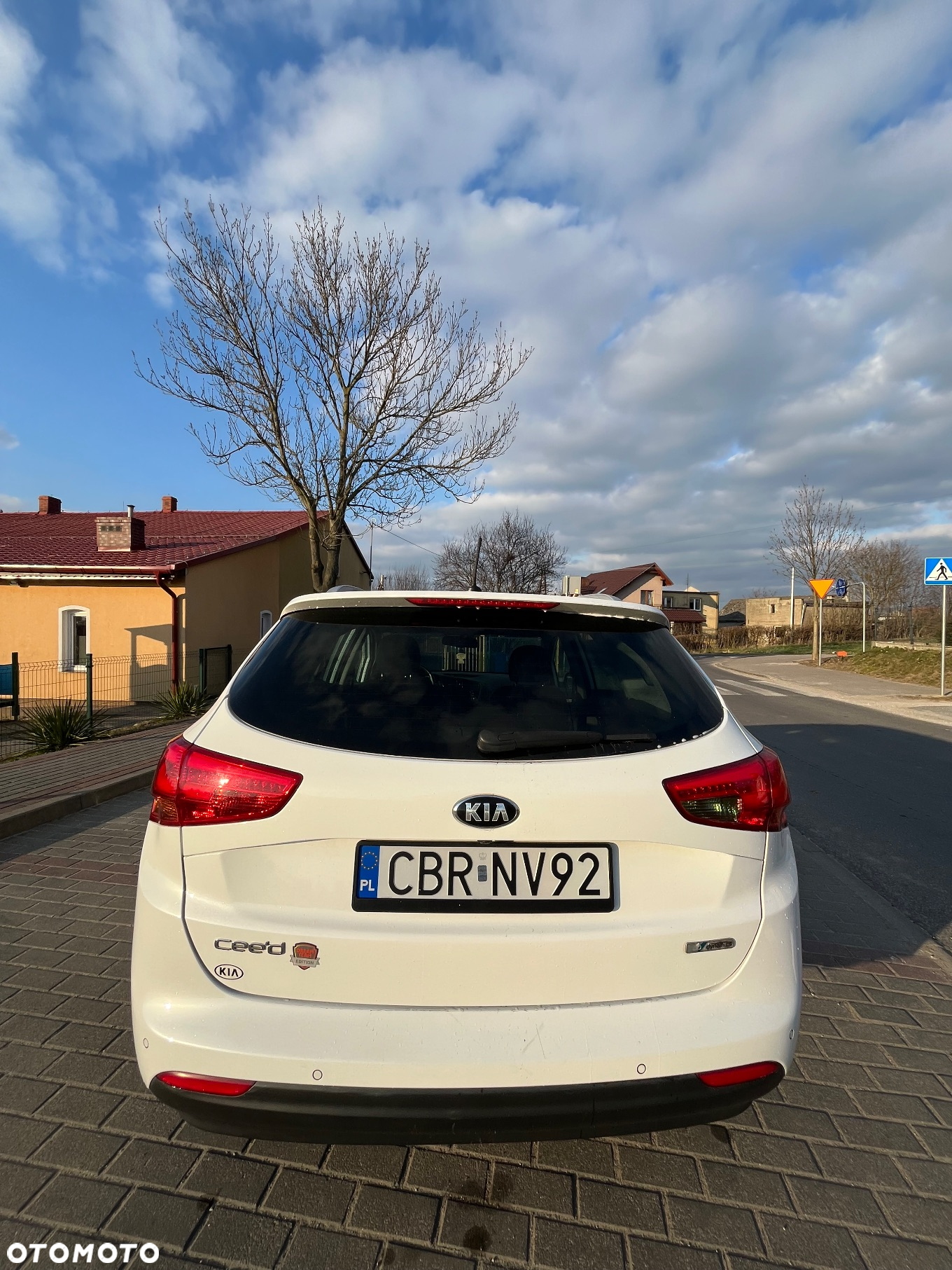 Kia Ceed - 14