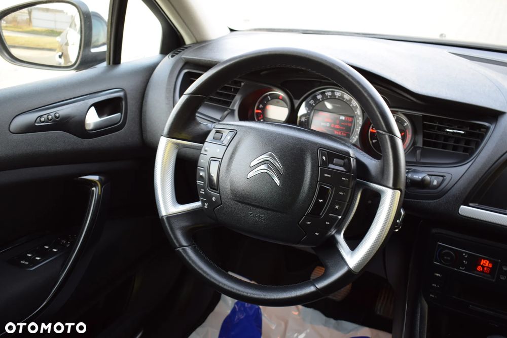 Citroën C5 BlueHDi 180 S&S EAT6 Cross - 26