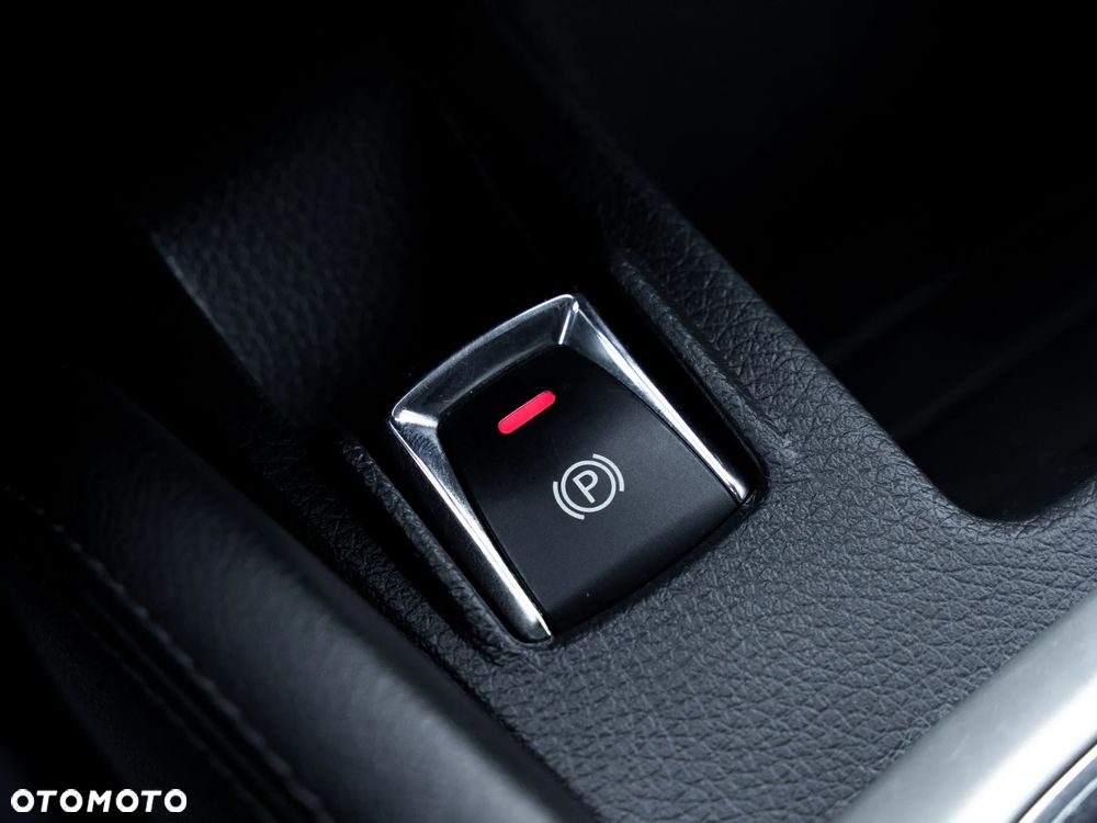 Nissan Qashqai 1.6 DCi Tekna+ - 25