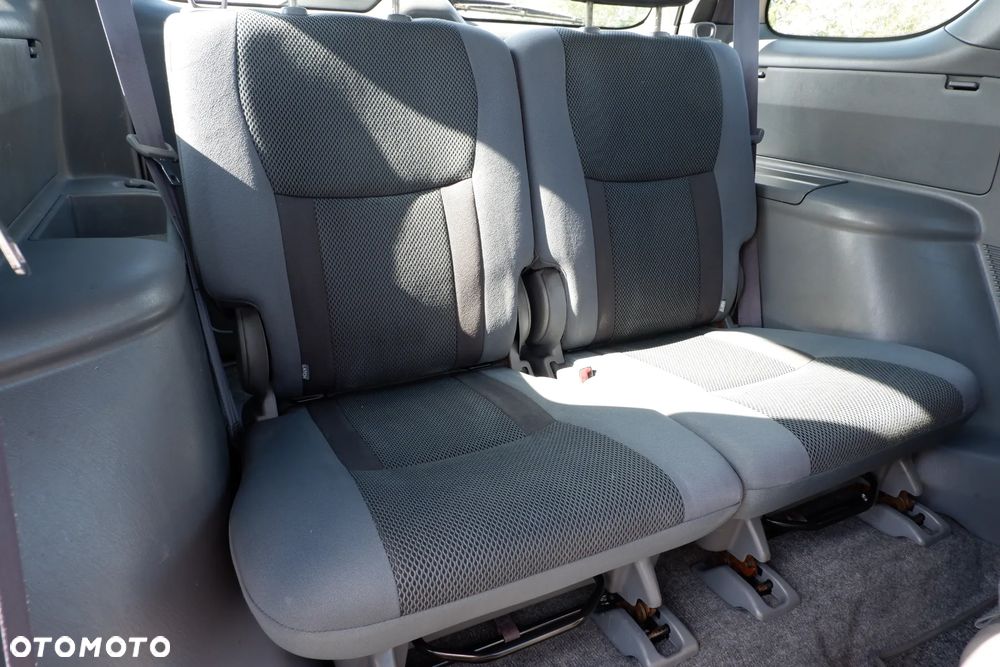 Toyota RAV4 D-4D 4x4 - 9