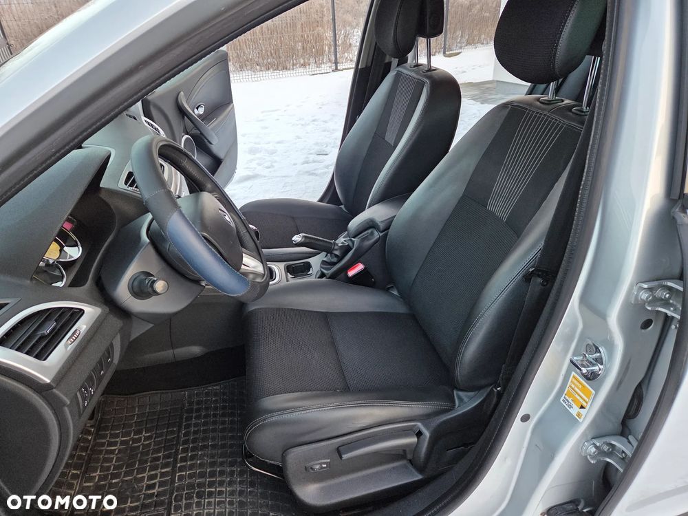 Renault Megane 1.6 16V 110 Authentique - 25