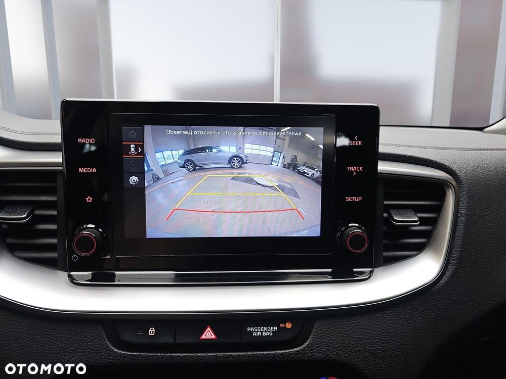 Kia Ceed 1.5 T-GDI M - 17