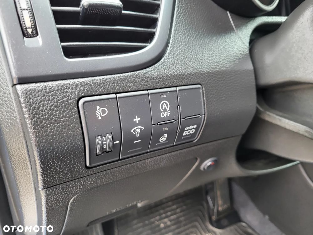 Hyundai i30 Kombi 1.6 GDi DCT Premium - 14