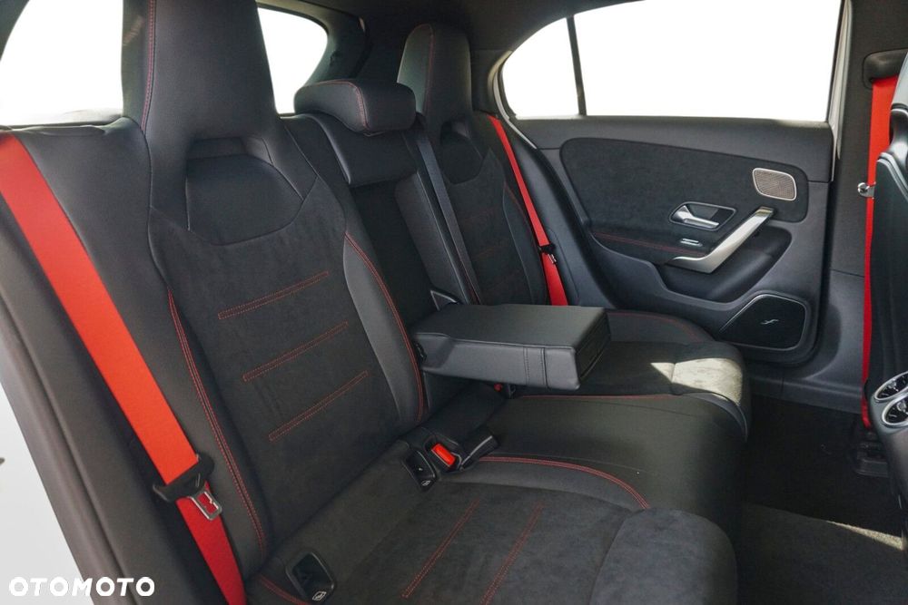 Mercedes-Benz Klasa A 45 S AMG 4-Matic Street Style Edition 8G-DCT - 12