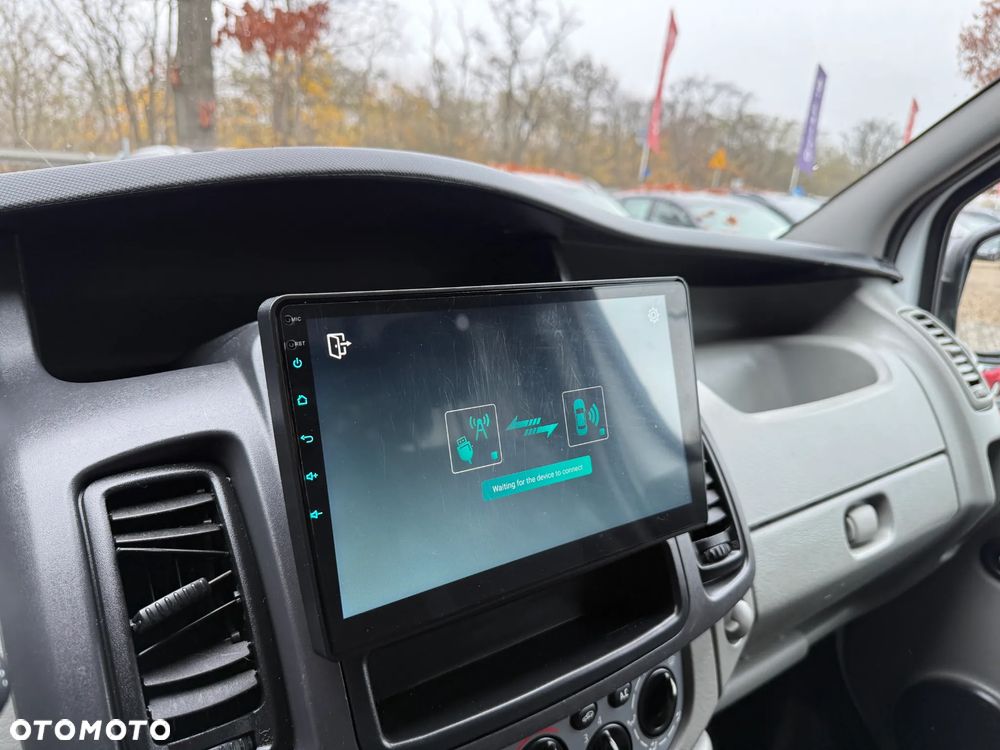 Renault Trafic 2.0 dCi limatyzacja Elektryczne Szyby Gwarancja - 10