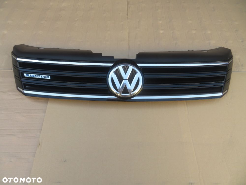 ATRAPA GRILL VW PASSAT B7 3AA BLUEMOTION 10-15R DEMONTAŻ KRAKÓW - 1