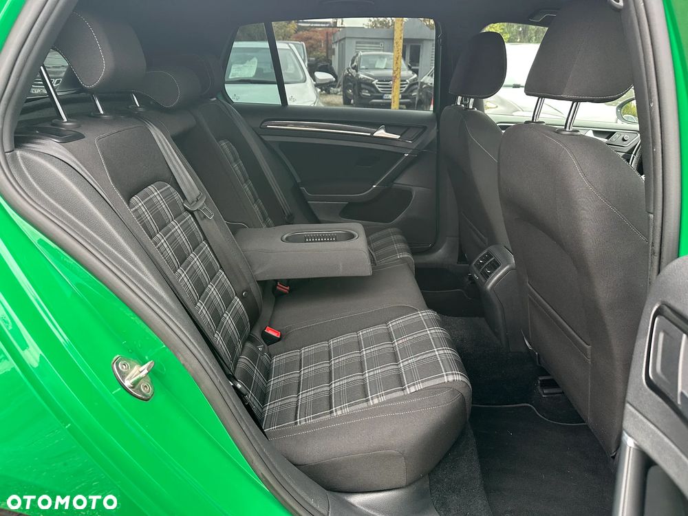 Volkswagen Golf GTD (BlueMotion Technology) - 31