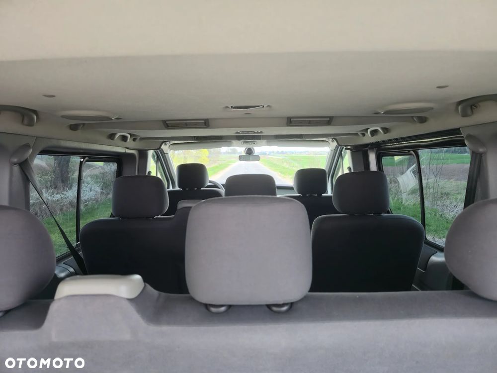 Opel Vivaro - 25