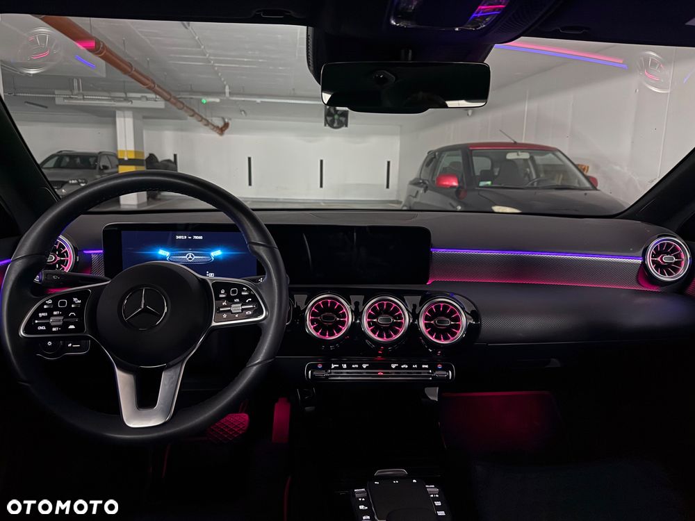 Mercedes-Benz Klasa A 200 Edycja specjalna 7G-DCT - 14