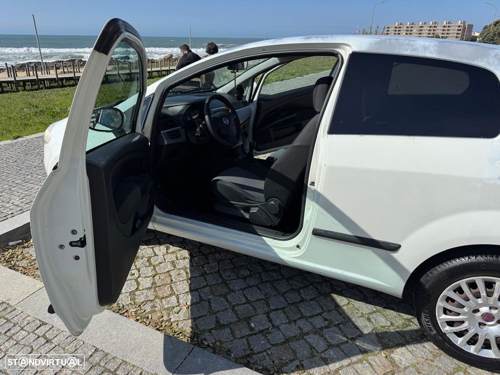 Fiat Grande Punto - 15