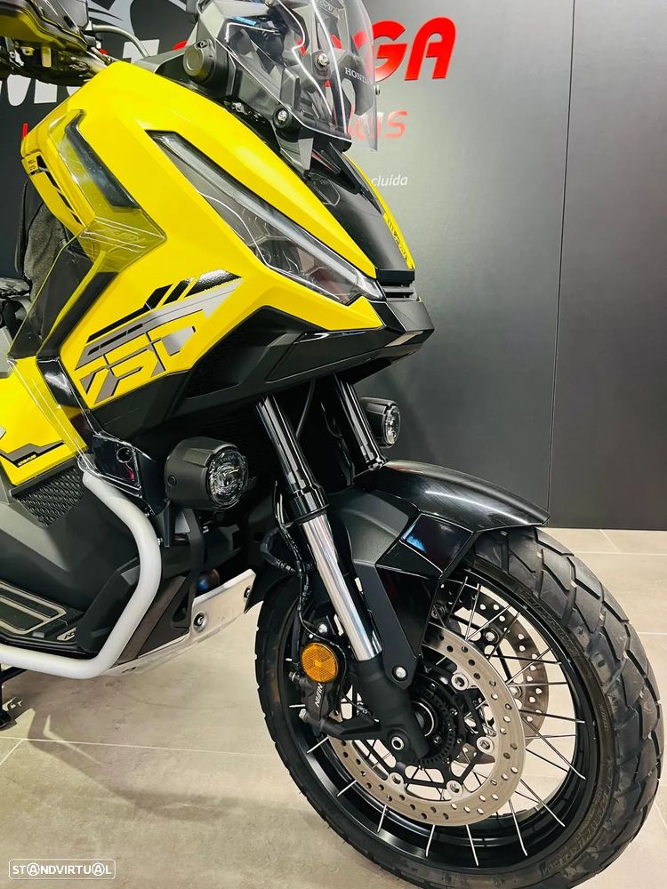 Honda X-ADV 750 Special Edition - 11