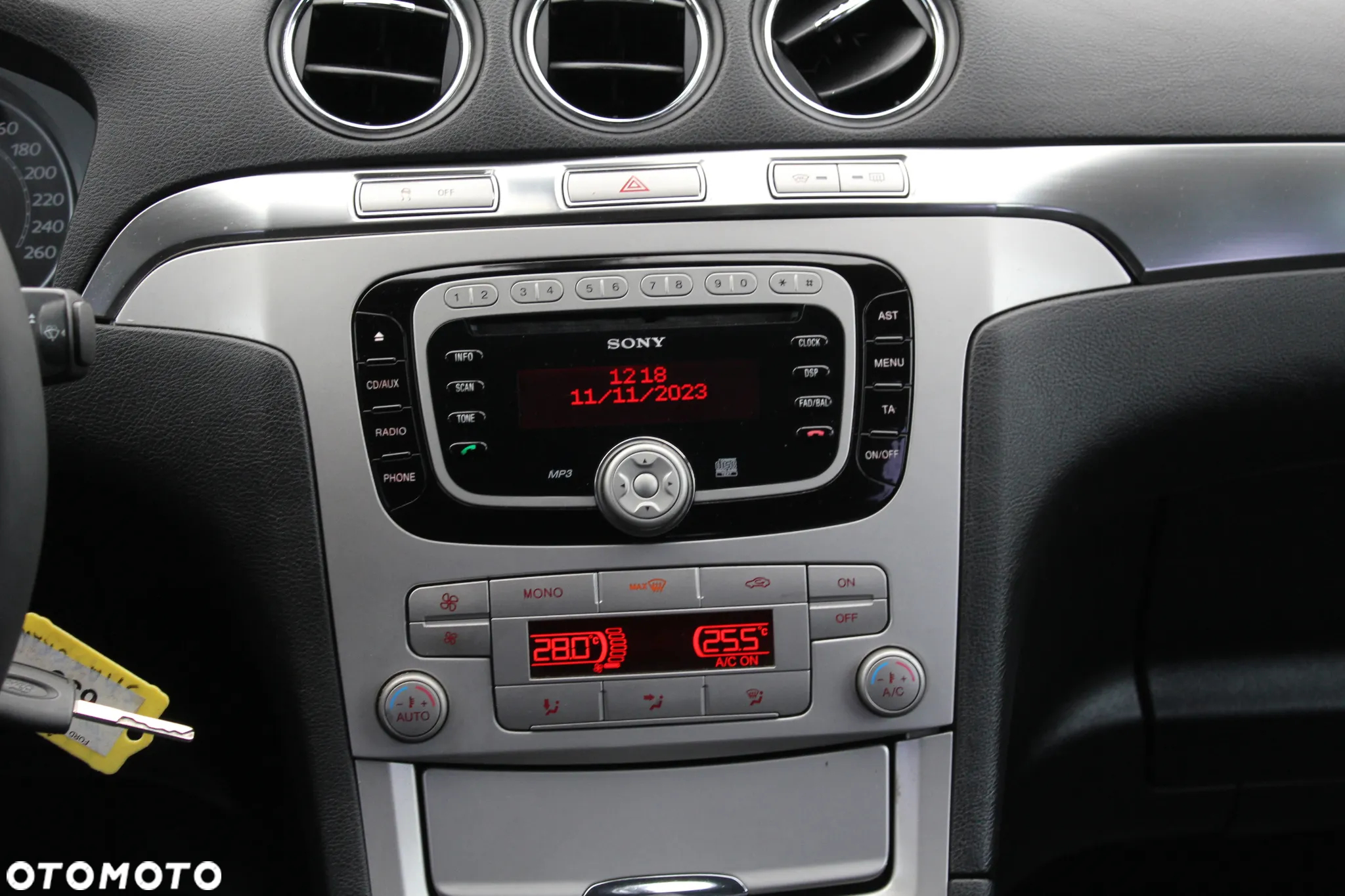 Ford S-Max 2.2 TDCi Titanium - 8