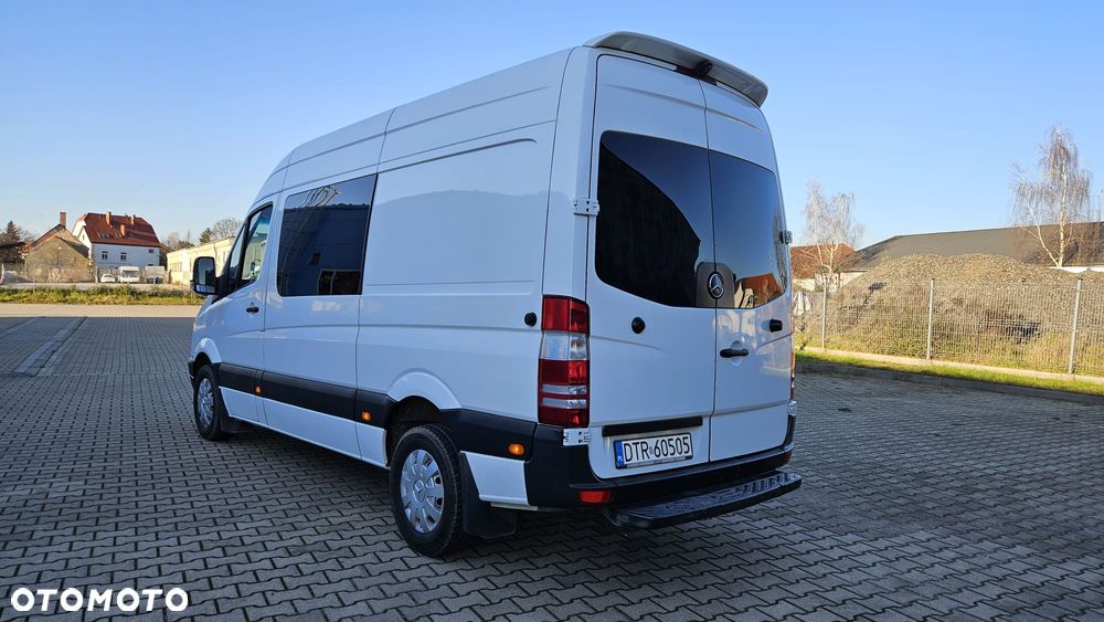 Mercedes-Benz Sprinter - 4