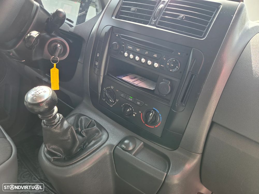 Toyota Proace 2,0-l-D-4D L2H1 - 14