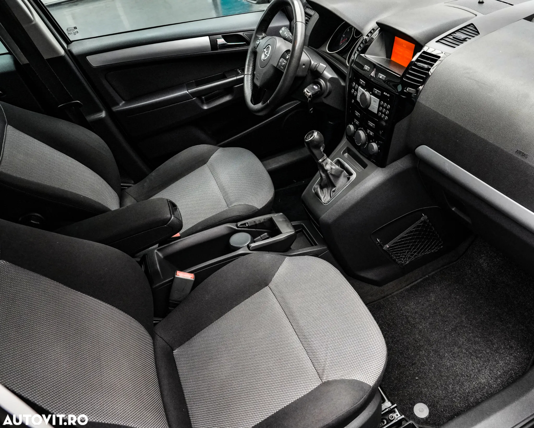 Opel Zafira 1.7 CDTI Enjoy - 12