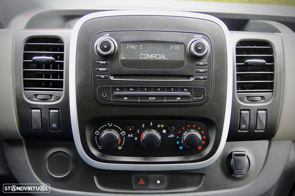 Renault trafic 1.6 dci tÉrmica iva dedutÍvel - 14