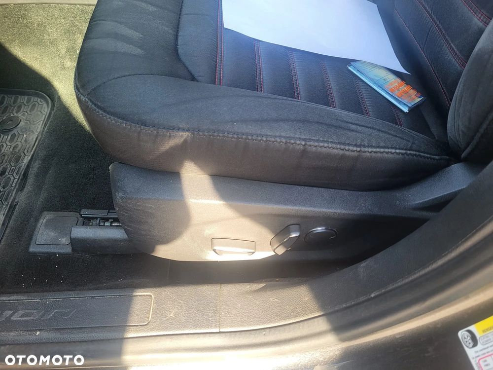 Ford Fusion 2.0 EcoBoost Titanium - 11