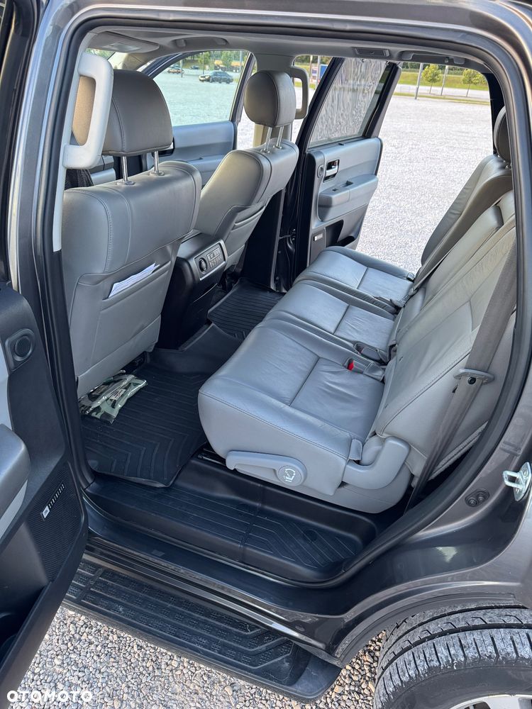 Toyota Sequoia - 17