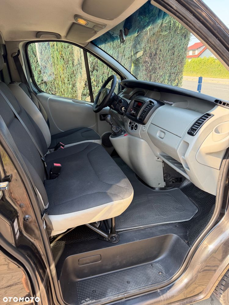 Renault Trafic - 11