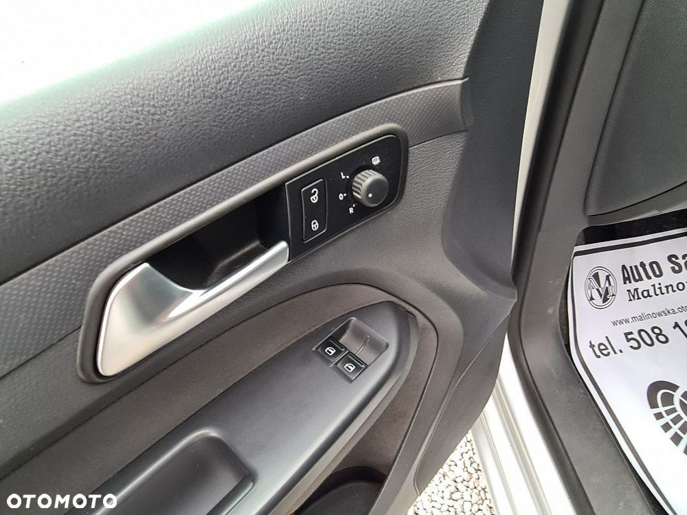 Volkswagen Caddy Maxi Trendline DSG - 24