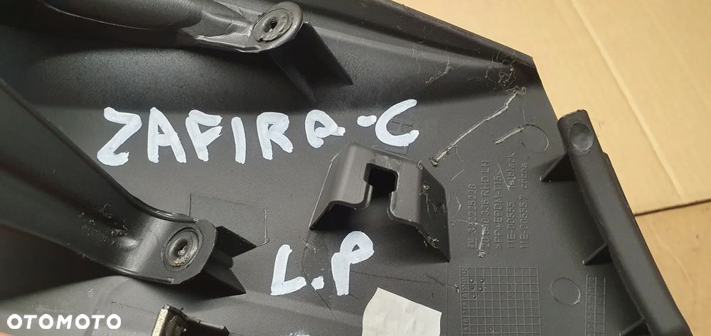Osłona konsoli lewy przód przednia lewa Opel Zafira C 3222252228 20890336 - 6